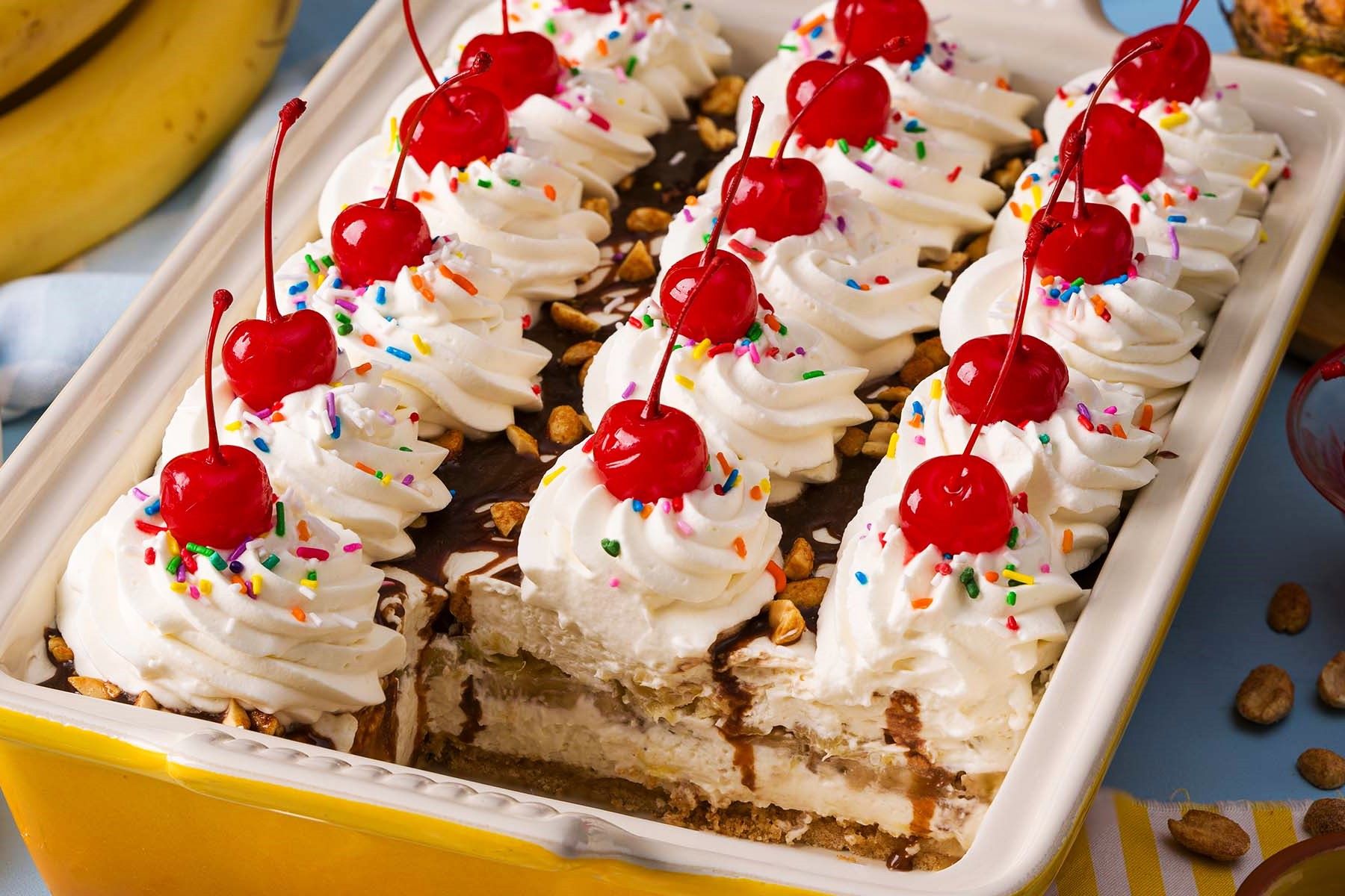 banana-split-cake-recipe