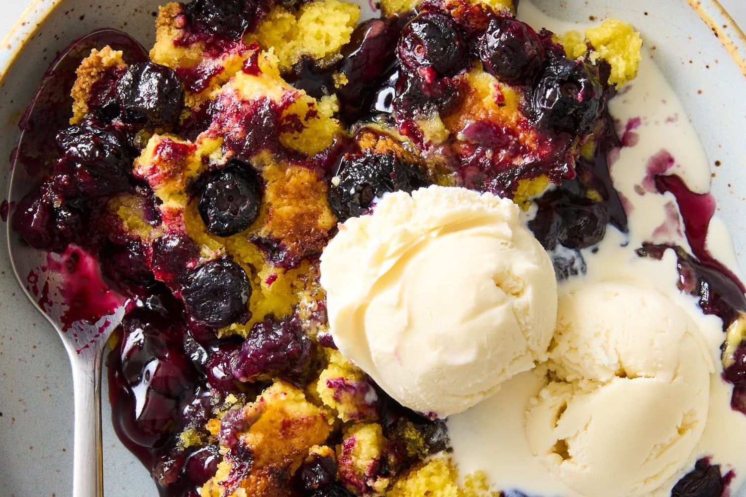 blueberry-dump-cake-recipe