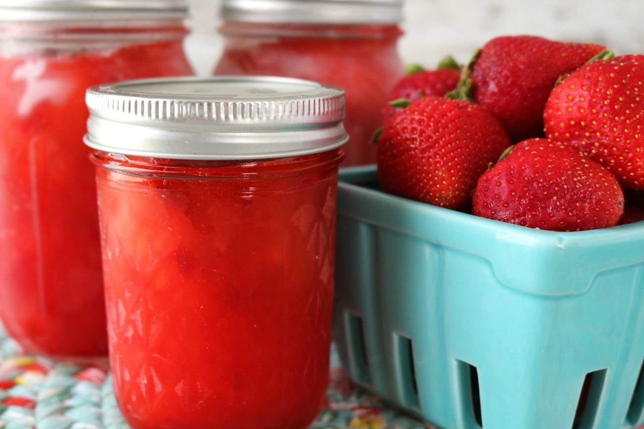 strawberry-freezer-jam-recipe