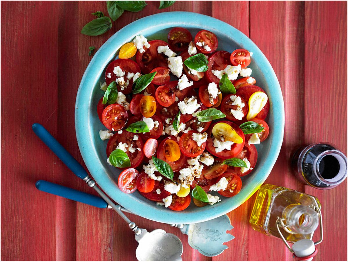 tomato-basil-and-feta-salad-recipe